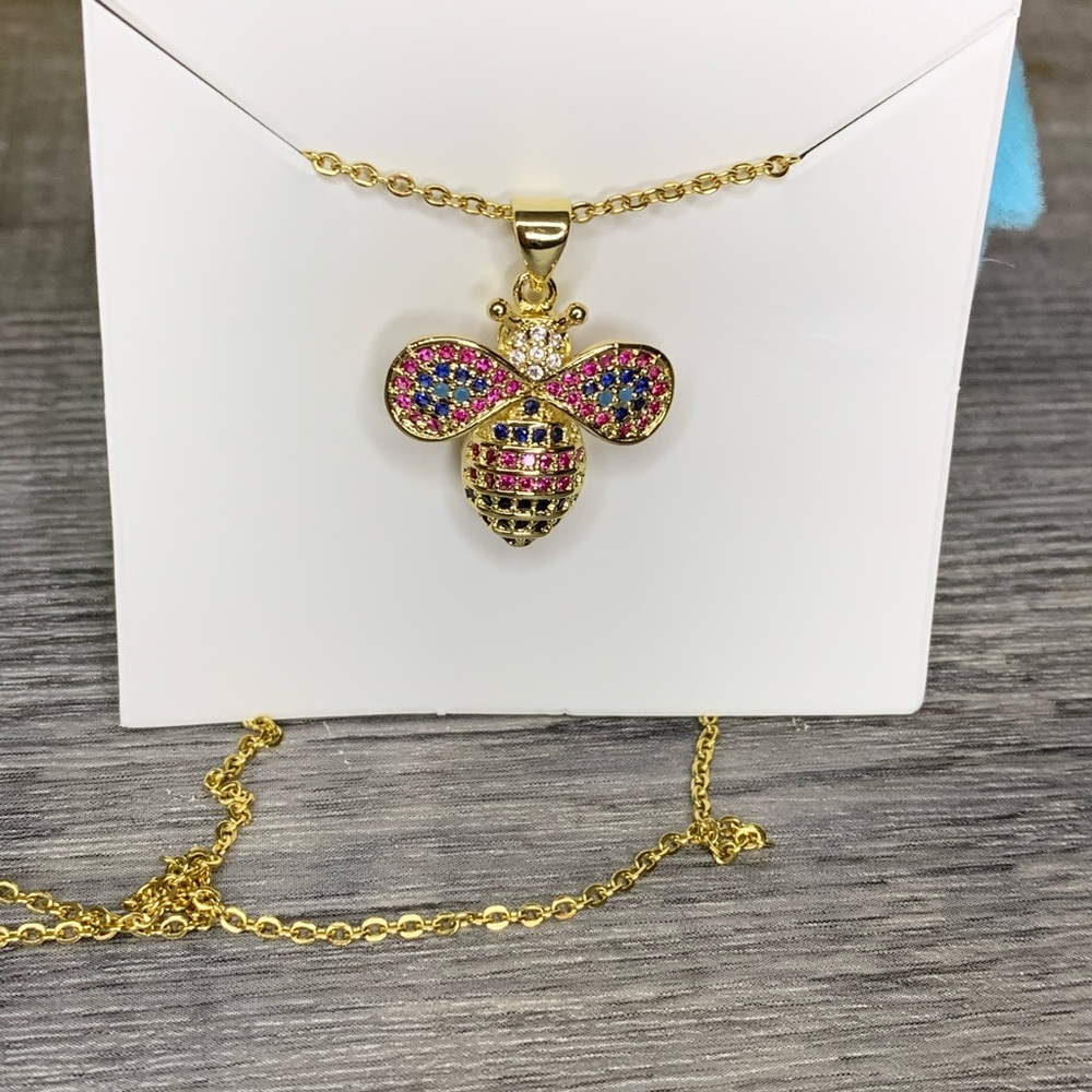 Bee necklace